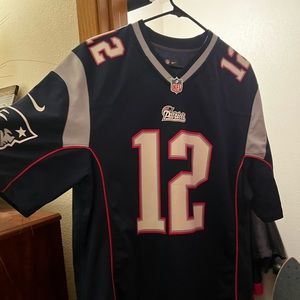 Like-New Nike Large Tom Brady Patriots Jersey